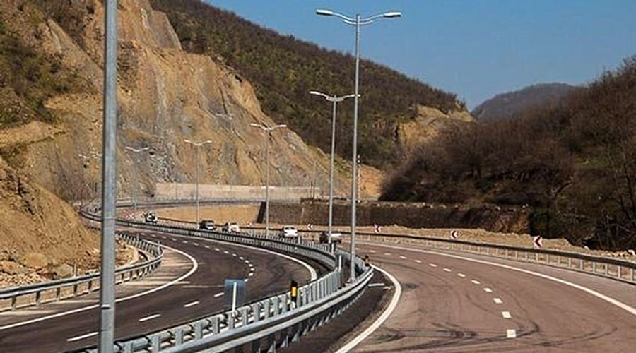 احداث آزادراه تهران- شمال بر قیمت زمین‌های شمال چه تاثیری داشته است؟