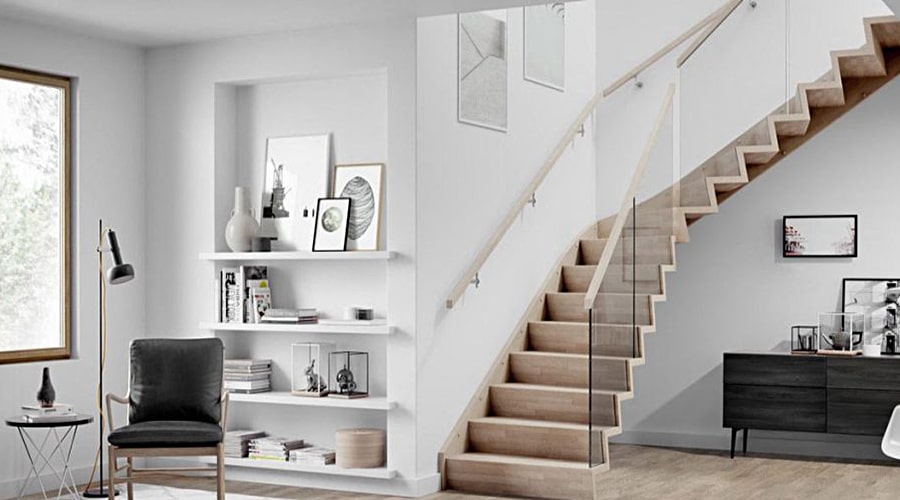 طراحی پله در ویلا شمال