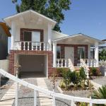 ویلا نیم پیلوت با ساخت عالی