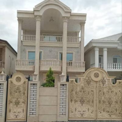 ویلا تریبلکس آجر نما با حیاط سازی شیک