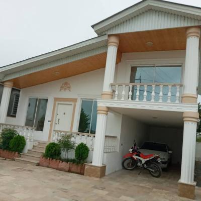 ویلا نیم پیلوت با سند تک برگ