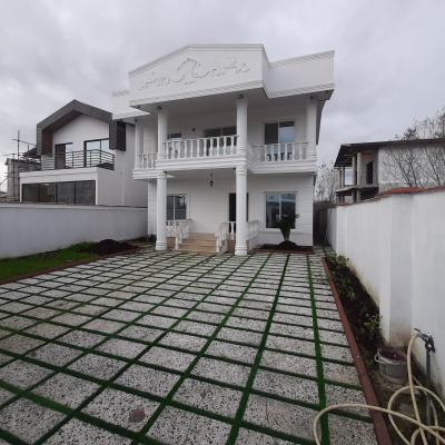 ویلا نزدیک به ساحل خشت سر