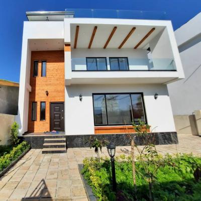 ویلا تریبلکس نما مدرن لاکچری
