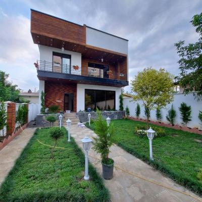 ویلا مدرن در منطقه جنگلی الیمالات