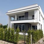 خرید ویلا مدرن جنگلی در نور