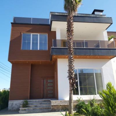 ویلا مدرن در نارنج بن نوشهر