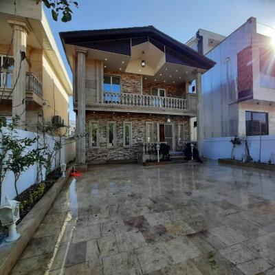 خرید ویلا دوبلکس کلاسیک در امیر آباد