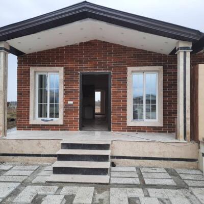 ویلا همکف آجر نما