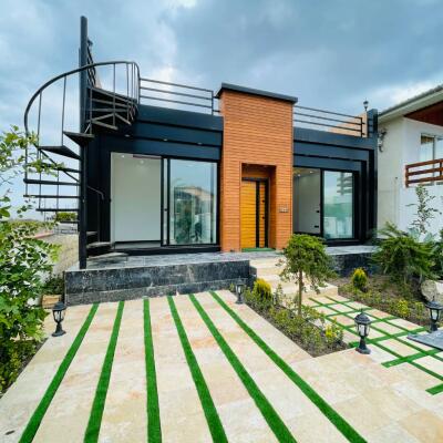 ويلا فلت مدرن با روف گاردن