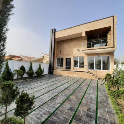 خرید ویلا نما مدرن نیم پیلوت
