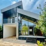 ویلا مدرن نیم پیلوت سه خواب، شهرکی