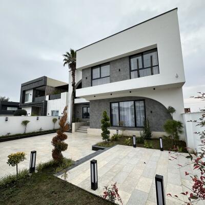ویلای لوکس استخردار شهرکی ساحلی سرخرود