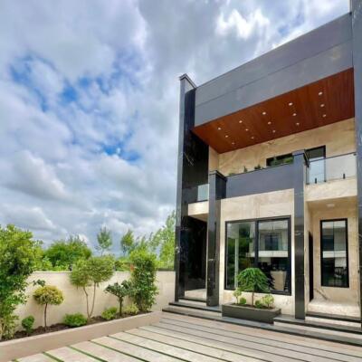 ویلا دوبلکس نما مدرن سنددار با استخر روباز