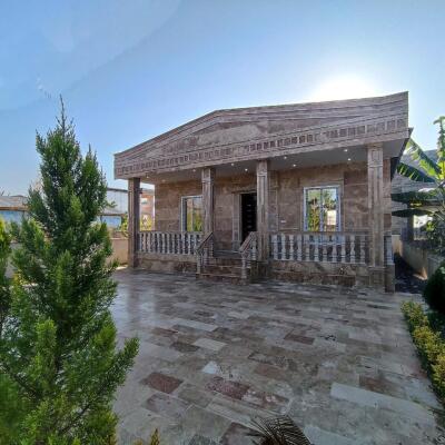 ویلا همکف حیاط دار نما سنگ شهرکی