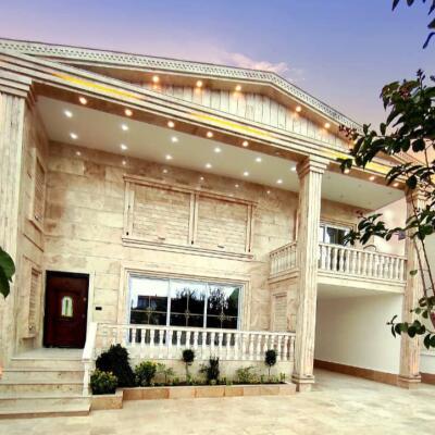 خرید ویلا ۳۰۰ متری با سند و قابل تهاتر