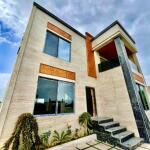 ویلا دوبلکس مدرن نزدیک جنگل قابل تهاتر