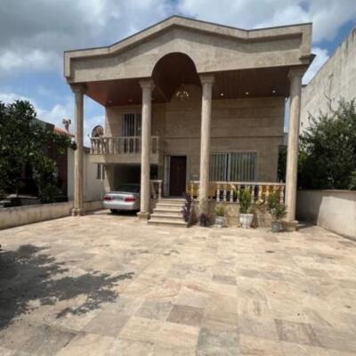 ویلا دوبلکس سه خواب با حیاط بزرگ‌ و مشجر